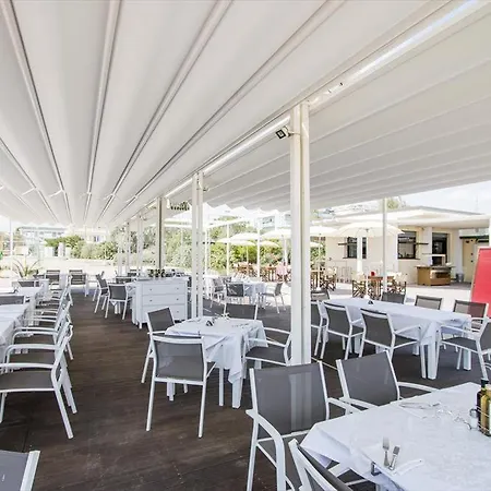 Hotel Grand 4*