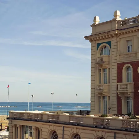 Hotel Grand 4*