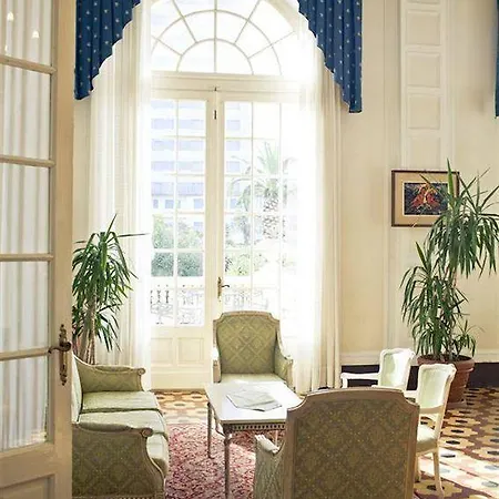 Grand Hotel 4*