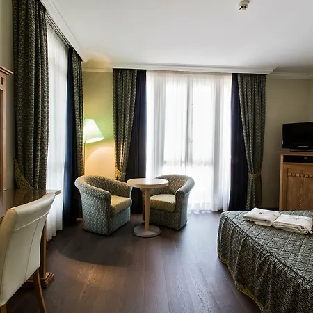 Отель Grand Чезенатико