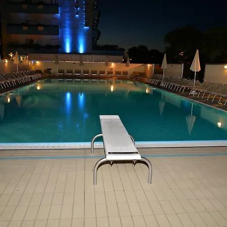 Grand Отель Чезенатико