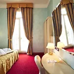 Grand Hotel