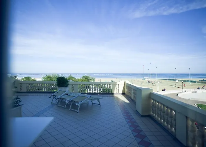 فندق Grand تْشيزيناتيكو