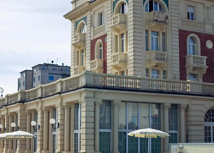 Отель Grand Чезенатико